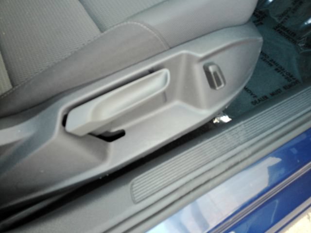 Used 2019 Volkswagen e-Golf SE w/ Driver Assistance Package FWD image 20