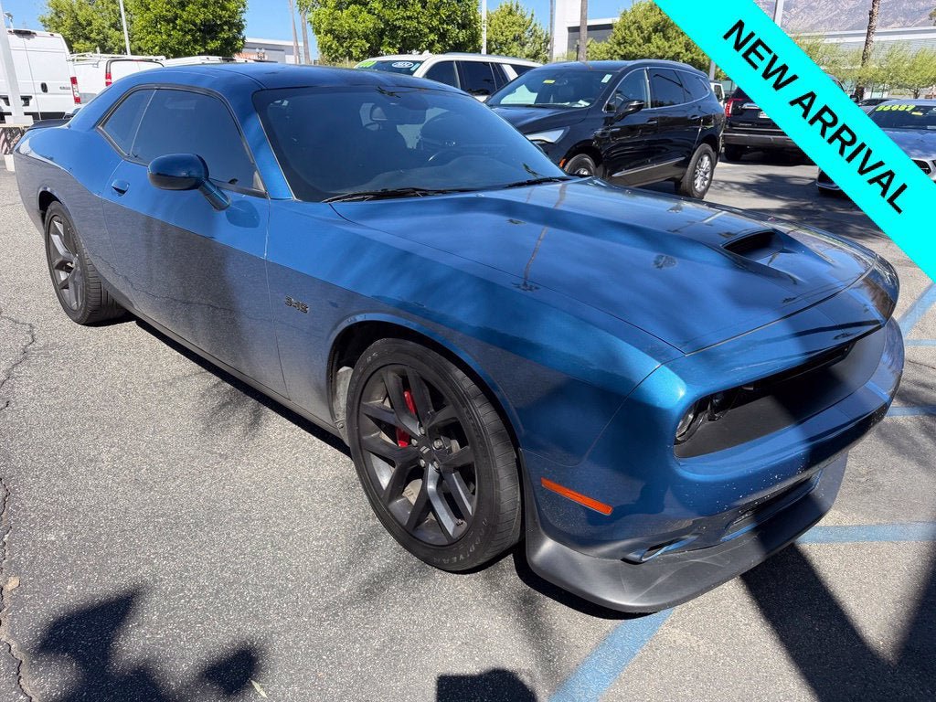 Used 2023 Dodge Challenger R/T w/ Blacktop Package RWD image 2