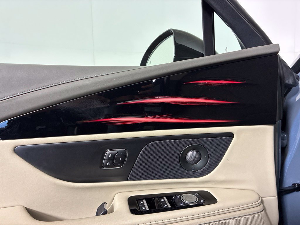 Used 2025 Lincoln Nautilus Reserve AWD/4WD image 24