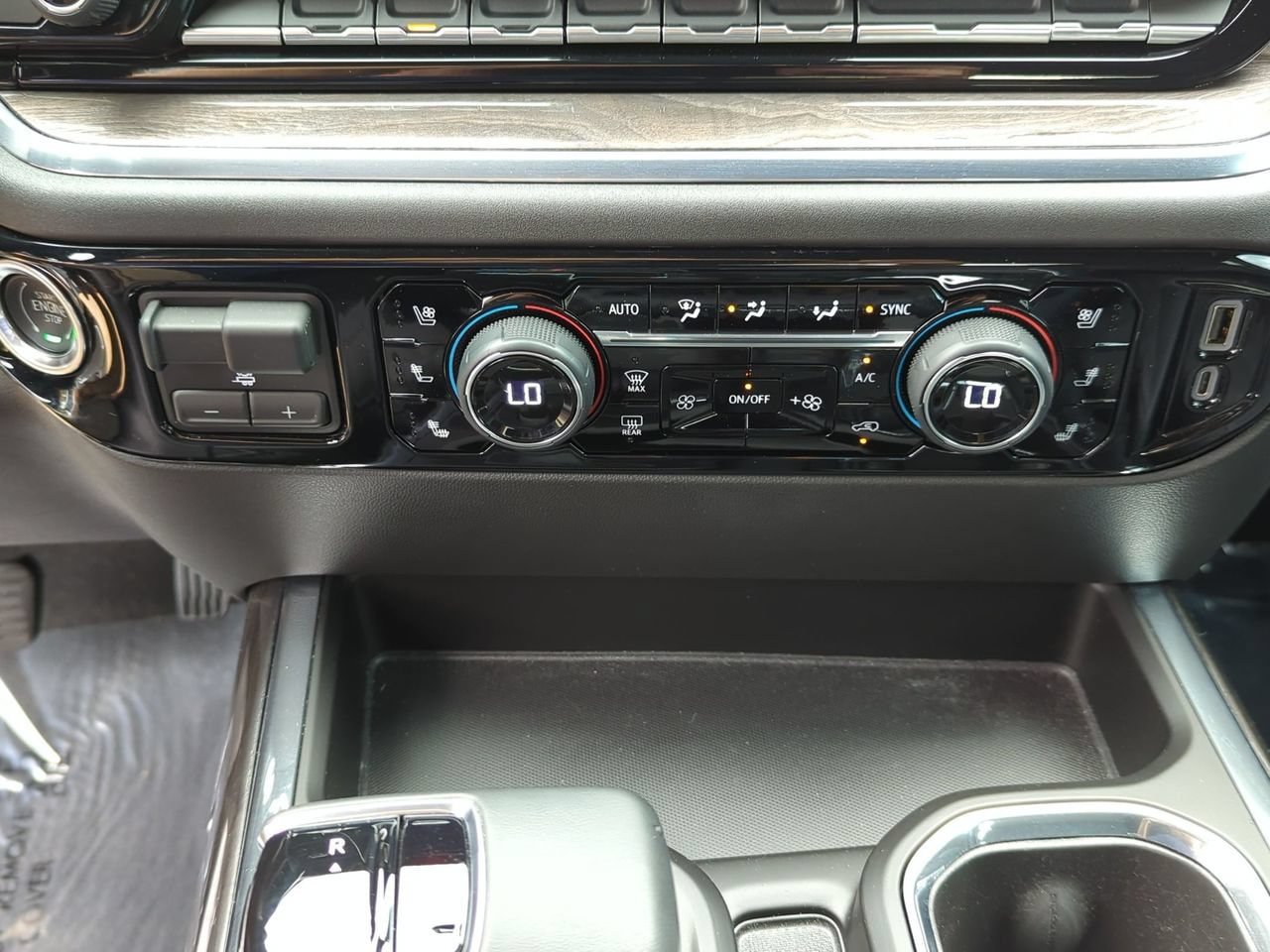 Certified 2024 Chevrolet Silverado 1500 LTZ w/ LTZ Convenience Package II RWD image 18