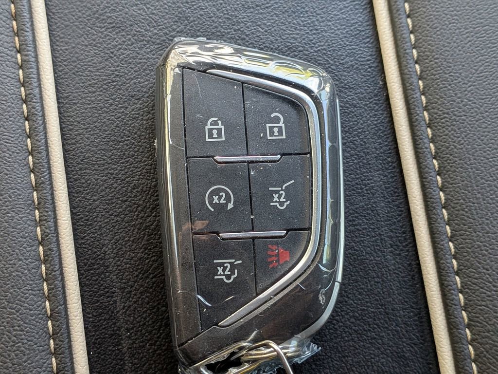 Certified 2022 Cadillac Escalade Premium Luxury image 31