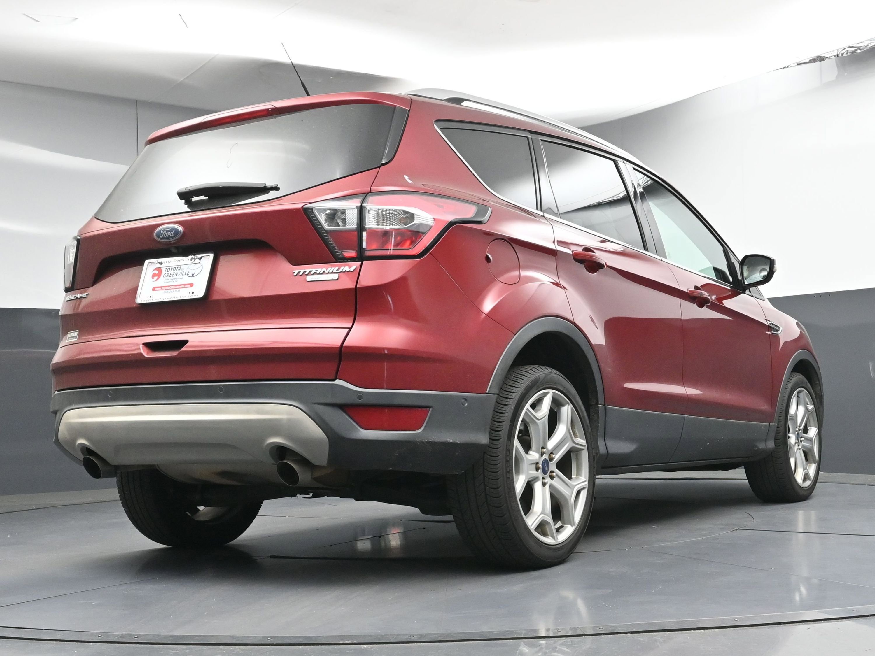 Used 2017 Ford Escape Titanium w/ Equipment Group 301A image 27