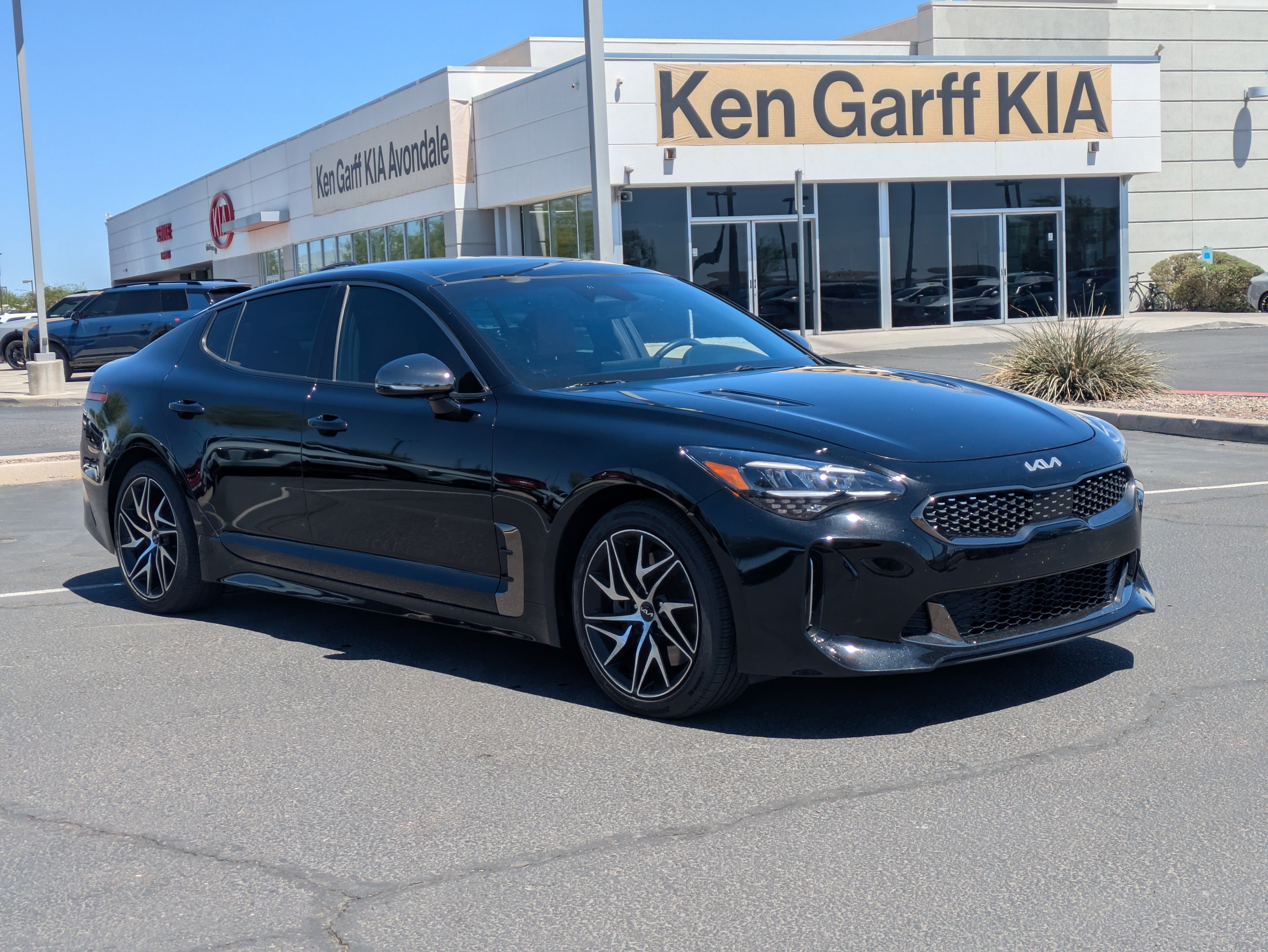 Used 2023 Kia Stinger GT-Line w/ Sun & Sound Package RWD image 7