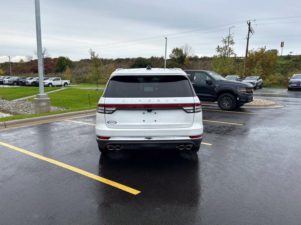 New 2026 Lincoln Aviator Reserve AWD/4WD image 5