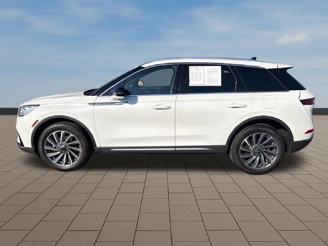 Certified 2023 Lincoln Corsair Reserve w/ Equipment Group 201A AWD/4WD image 3