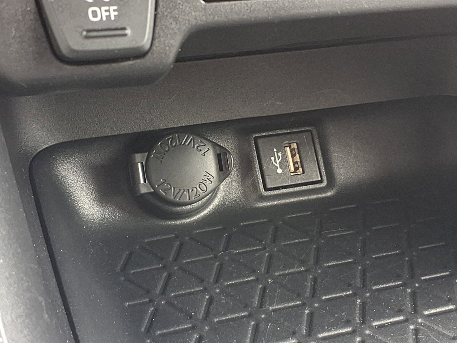 Certified 2025 Toyota RAV4 XLE FWD image 11