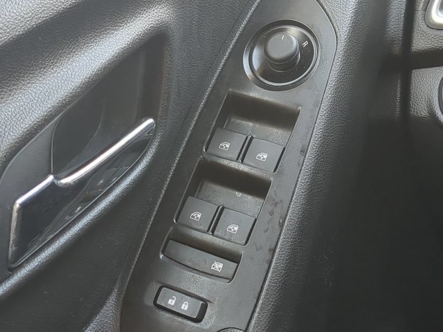 Used 2021 Chevrolet Trax LT w/ Midnight Edition FWD image 26