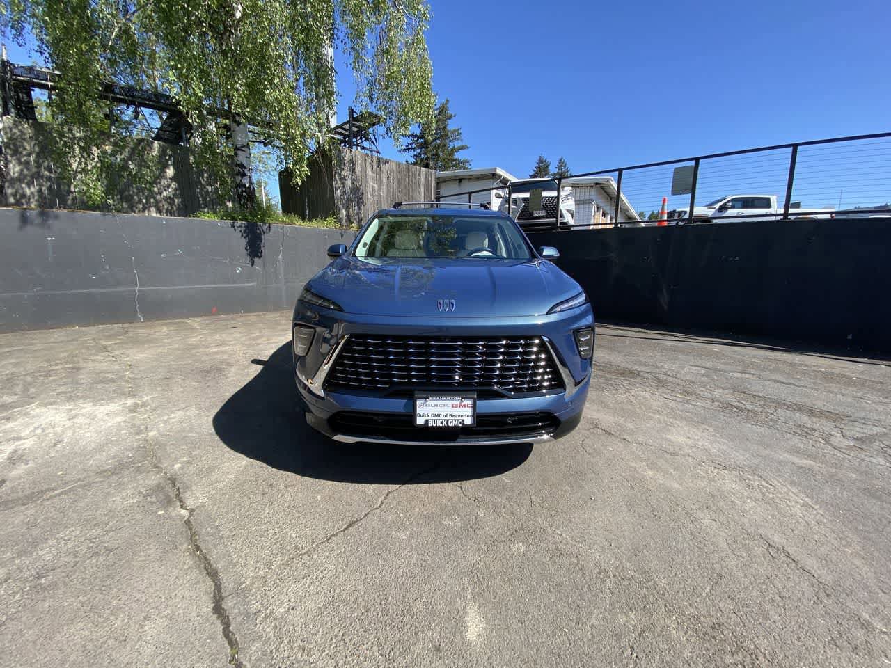 Used 2025 Buick Enclave Avenir w/ Super Cruise Package AWD/4WD image 9