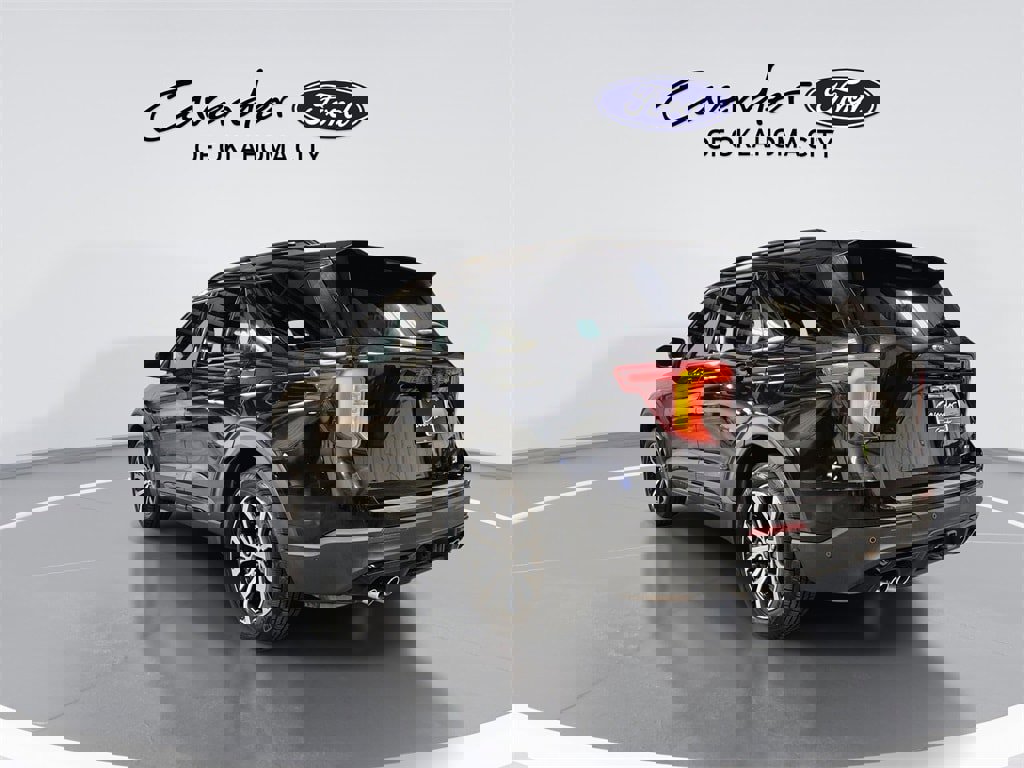 Used 2020 Ford Explorer ST w/ Premium Technology Package image 6