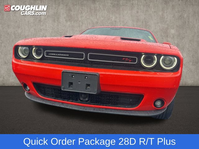 Used 2016 Dodge Challenger R/T Plus RWD image 3