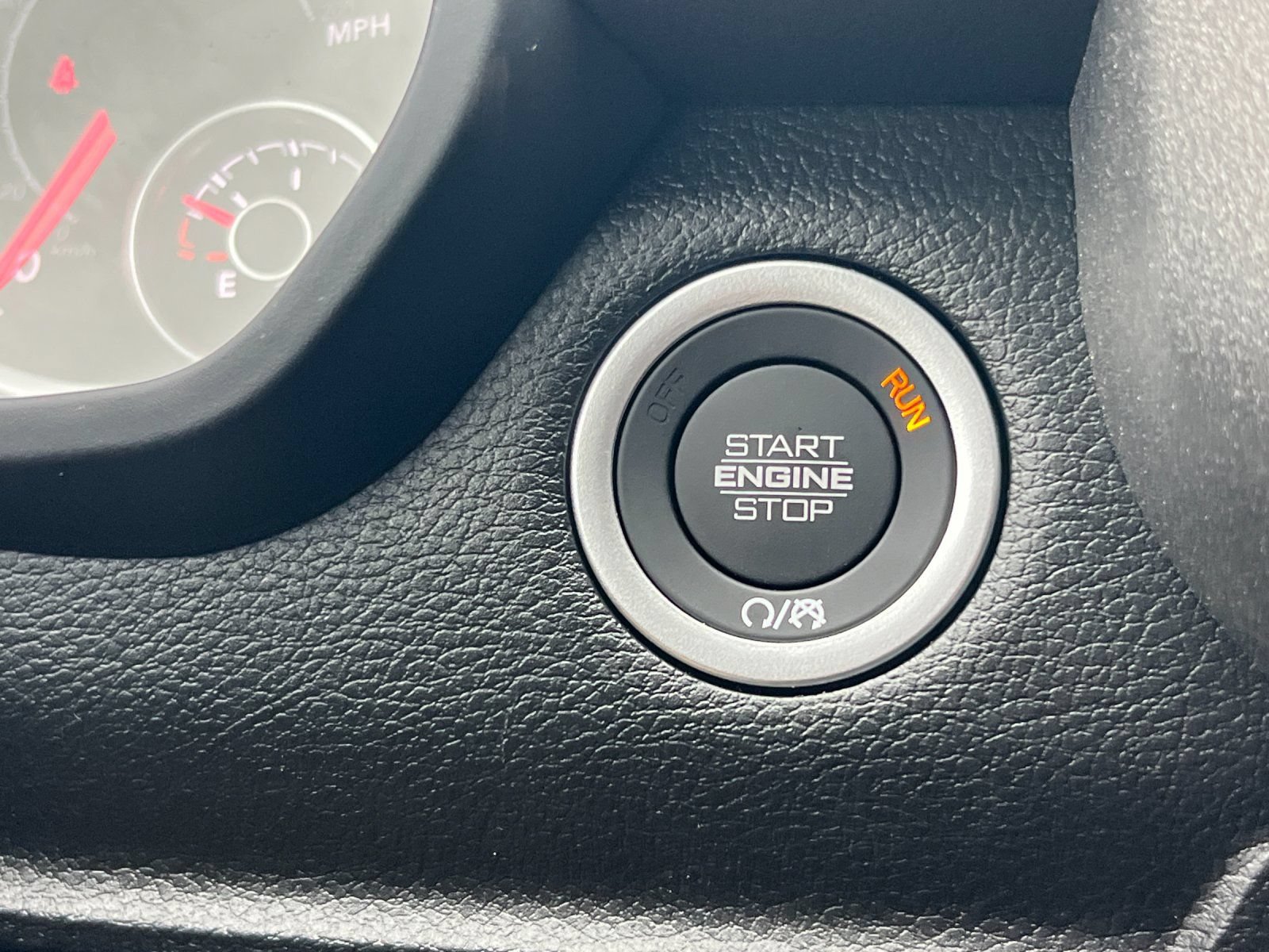 New 2026 RAM 1500 Express AWD/4WD image 21
