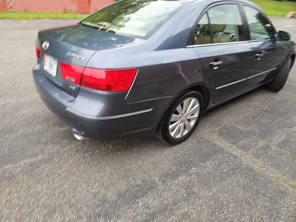 Used 2010 Hyundai Sonata Limited w/ Navigation Pkg 6 FWD image 8