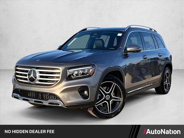 Used 2026 Mercedes-Benz GLB 250 4MATIC image 1