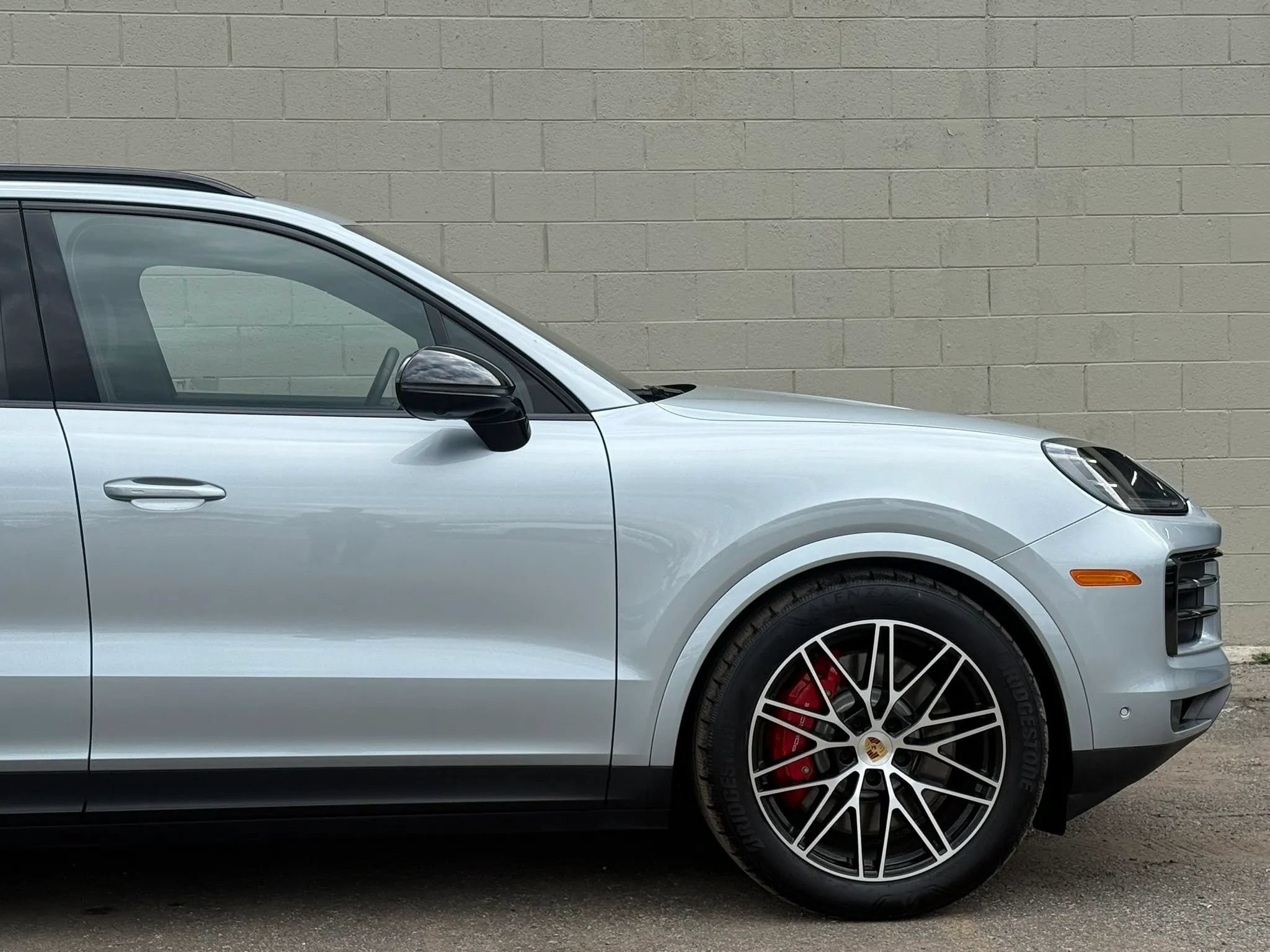 Used 2024 Porsche Cayenne S AWD/4WD image 12
