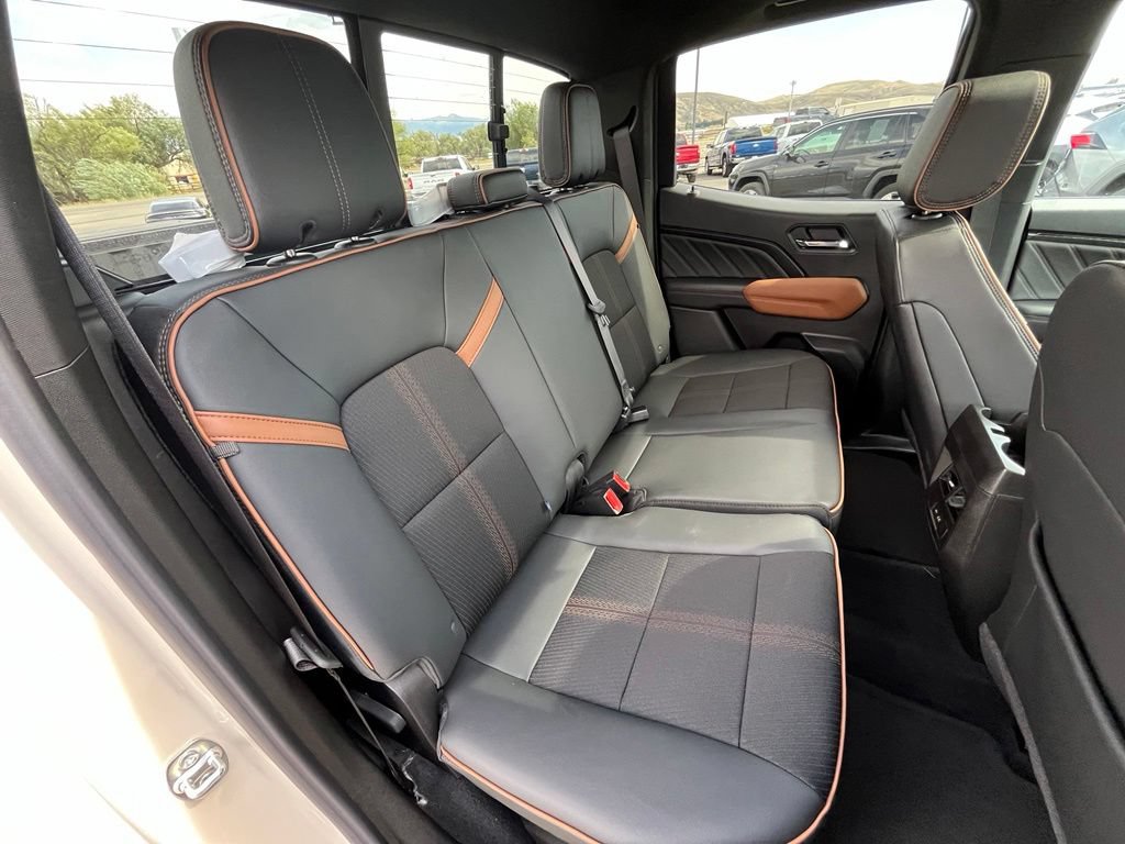 New 2026 GMC Canyon AT4 w/ Technology Plus Package AWD/4WD image 18