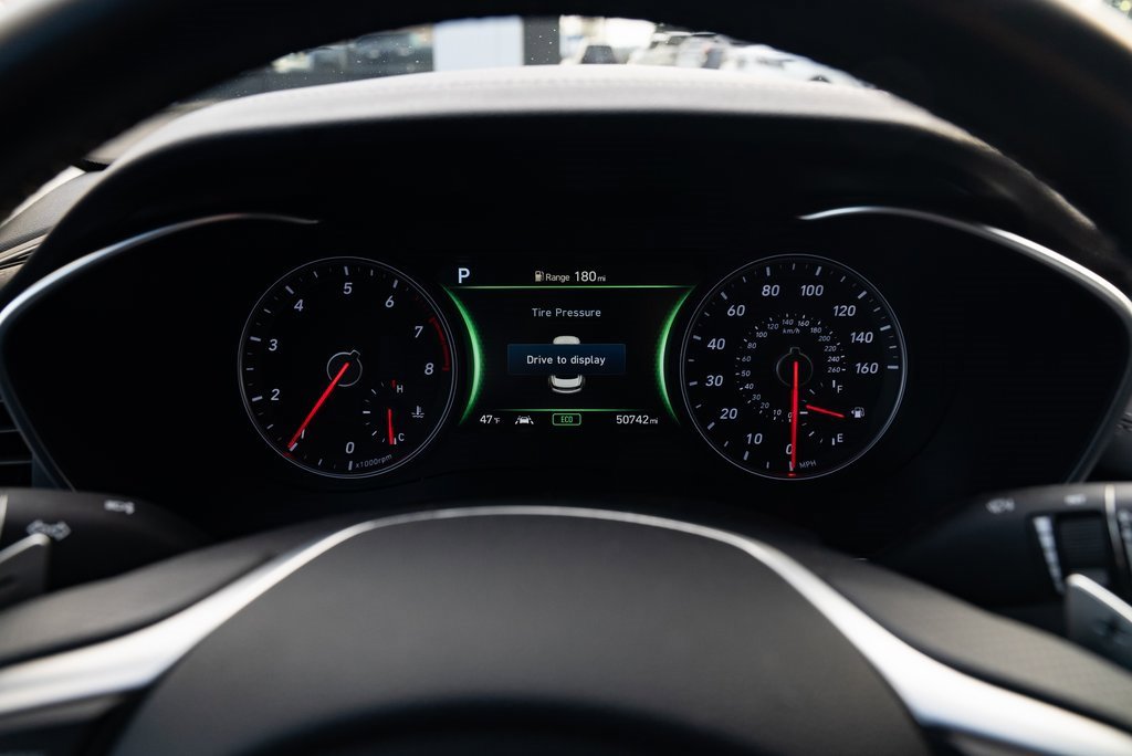 Used 2021 Genesis G70 2.0T w/ Elite Package image 12