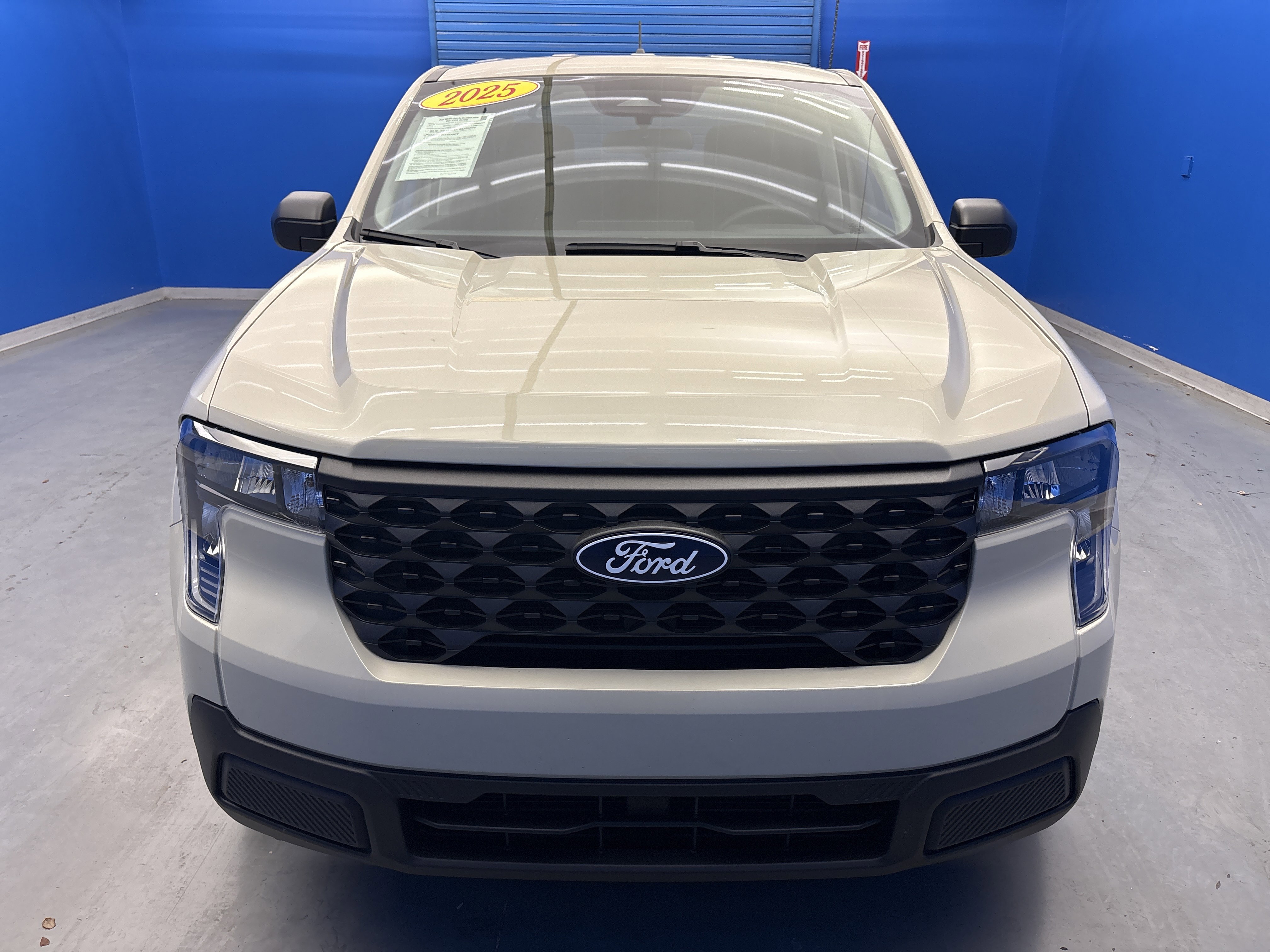 Used 2025 Ford Maverick XL w/ Equipment Group 102A image 3