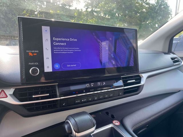 Certified 2025 Toyota Sienna XLE FWD image 31