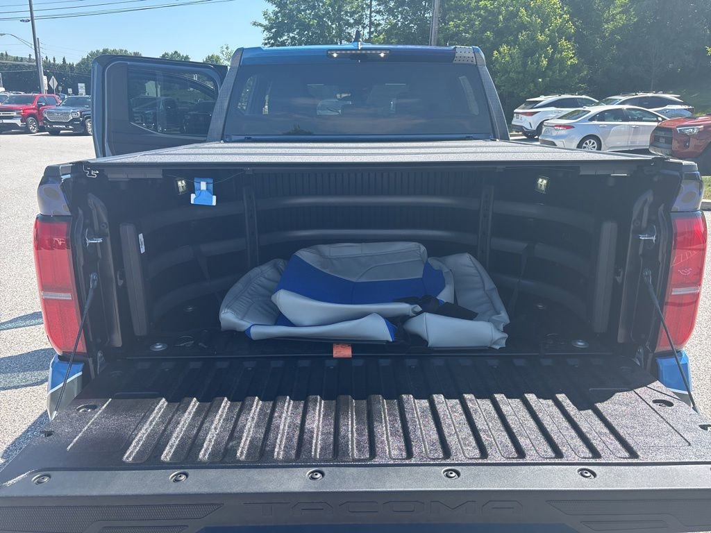 New 2026 Toyota Tacoma TRD Off-Road AWD/4WD image 40