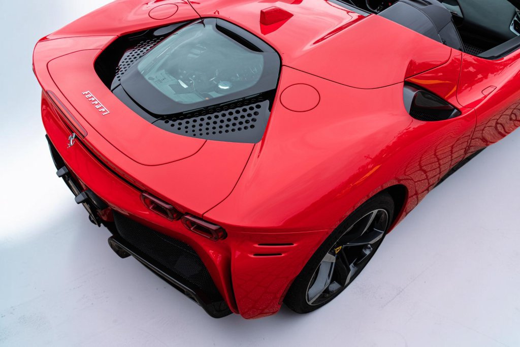 Certified 2022 Ferrari SF90 Spider AWD/4WD image 22