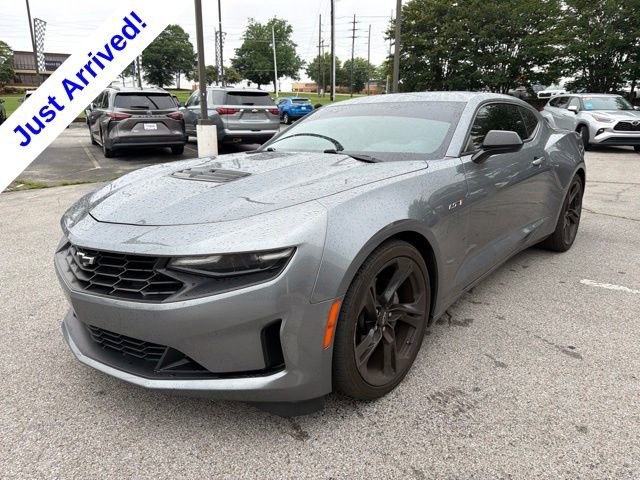 Used 2020 Chevrolet Camaro LT RWD image 7