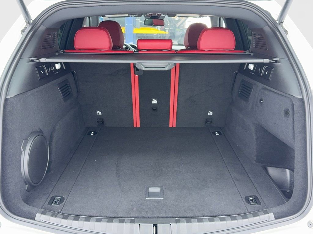 Used 2024 Alfa Romeo Stelvio Veloce image 11