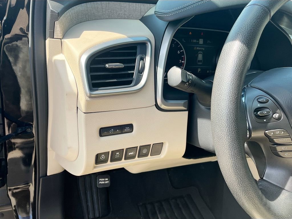 Used 2022 Nissan Murano SL w/ SL Moonroof Package image 10