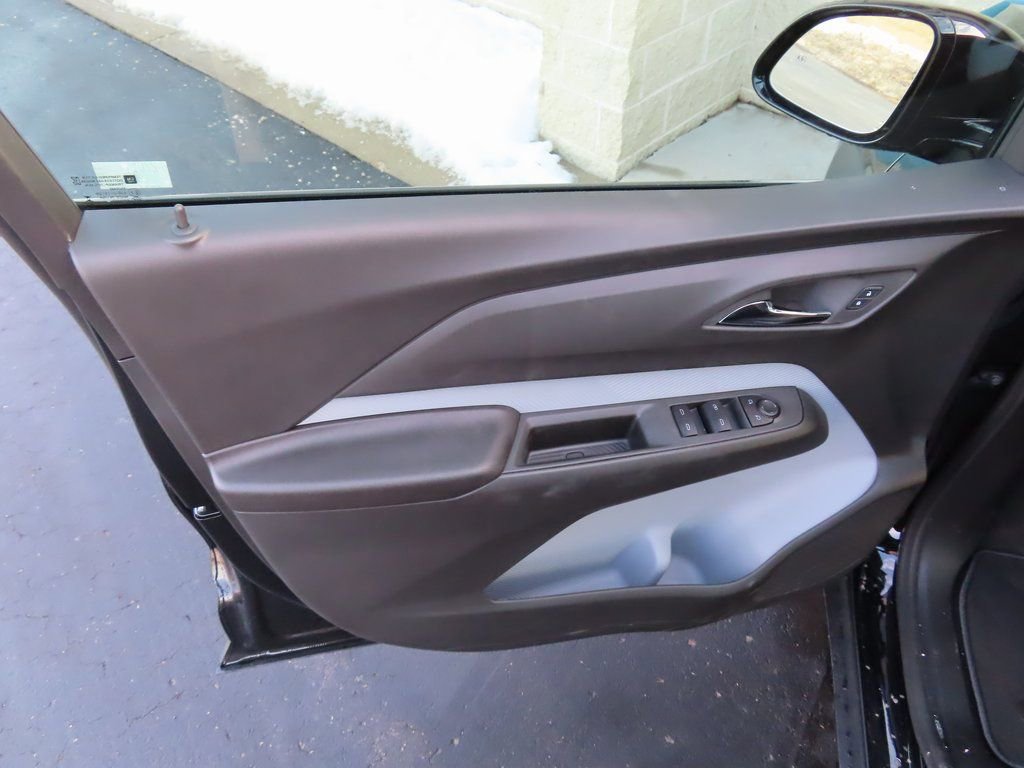 New 2027 Chevrolet Bolt RS FWD image 19