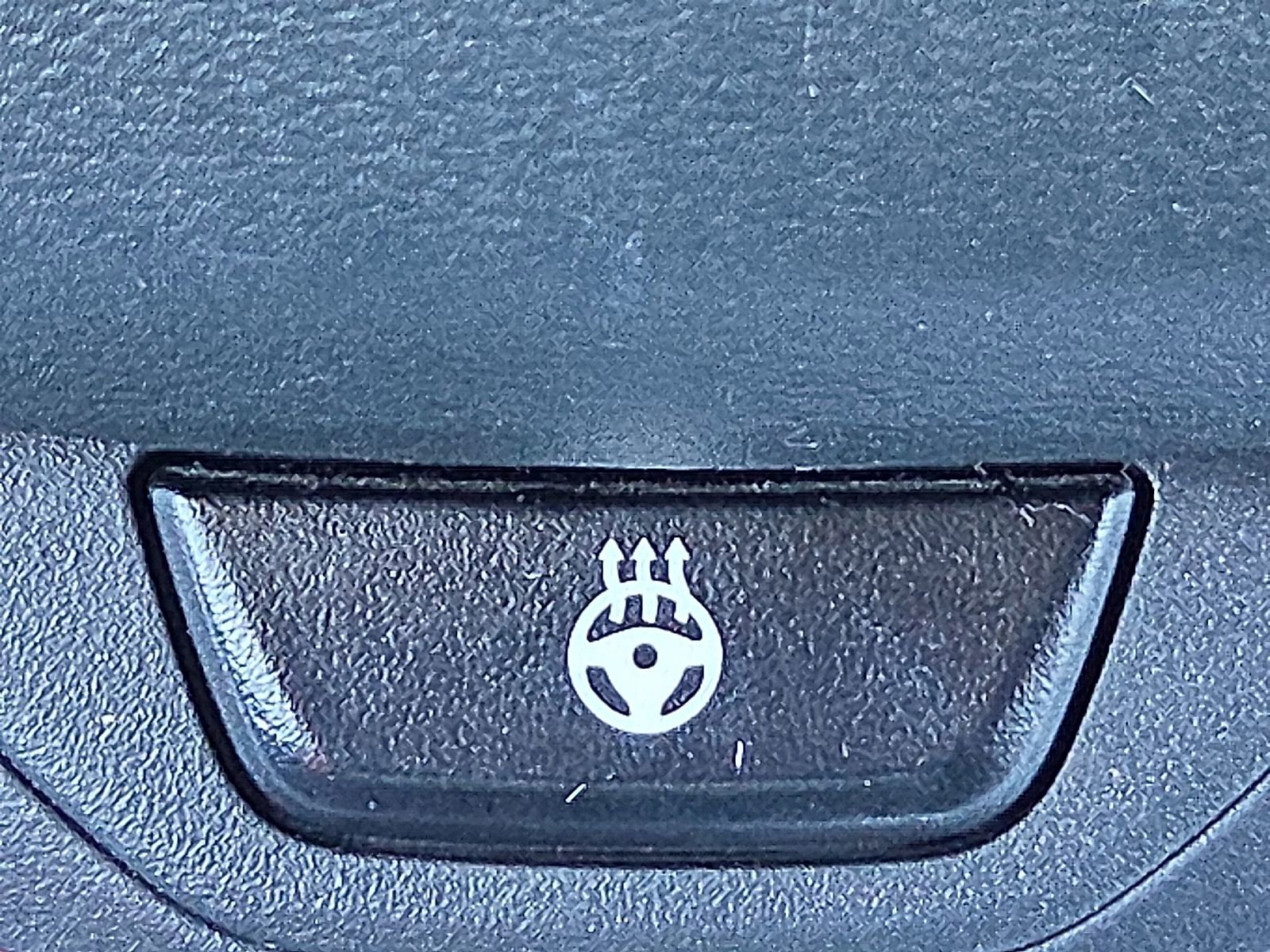 Used 2019 BMW X3 xDrive30i w/ Driving Assistance Package image 22