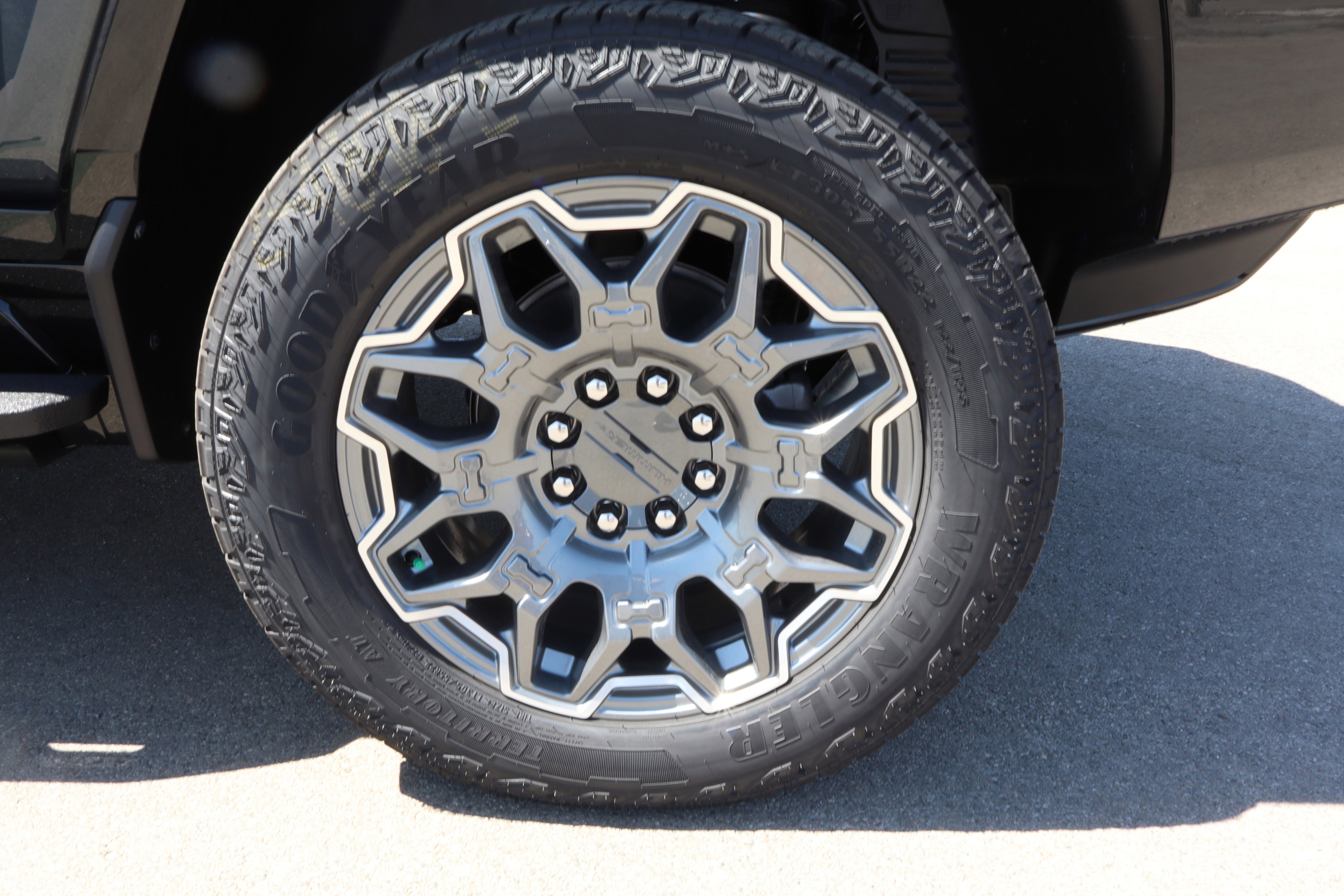 New 2025 GMC Hummer EV 3X image 22