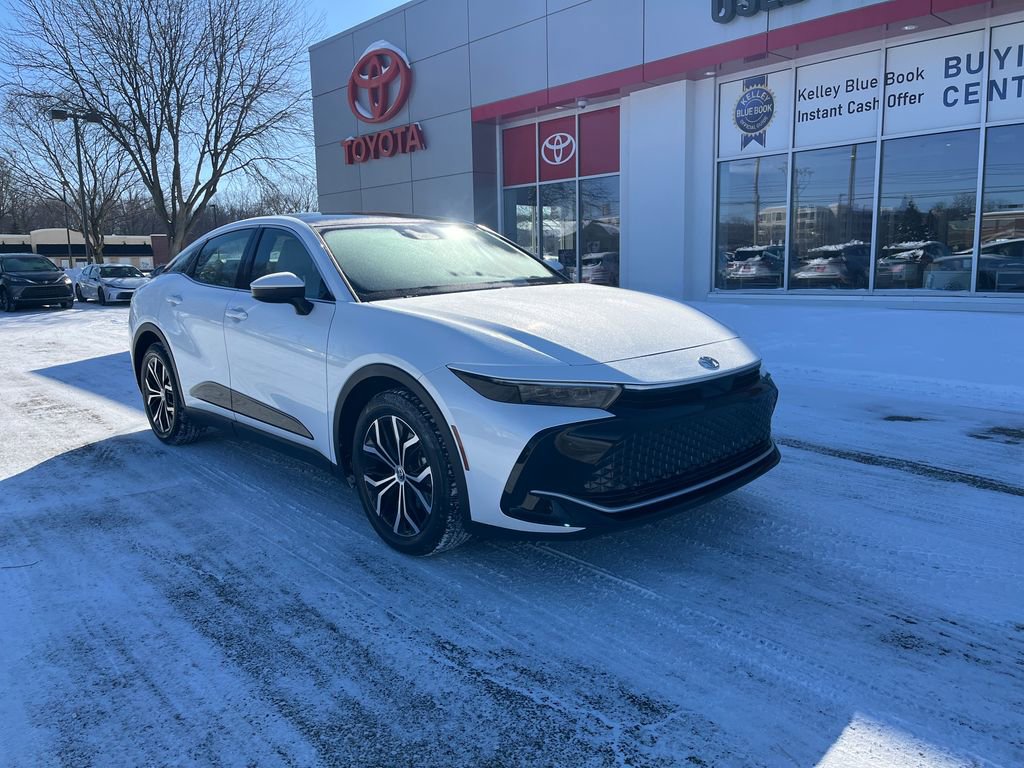 Certified 2025 Toyota Crown Limited image 7