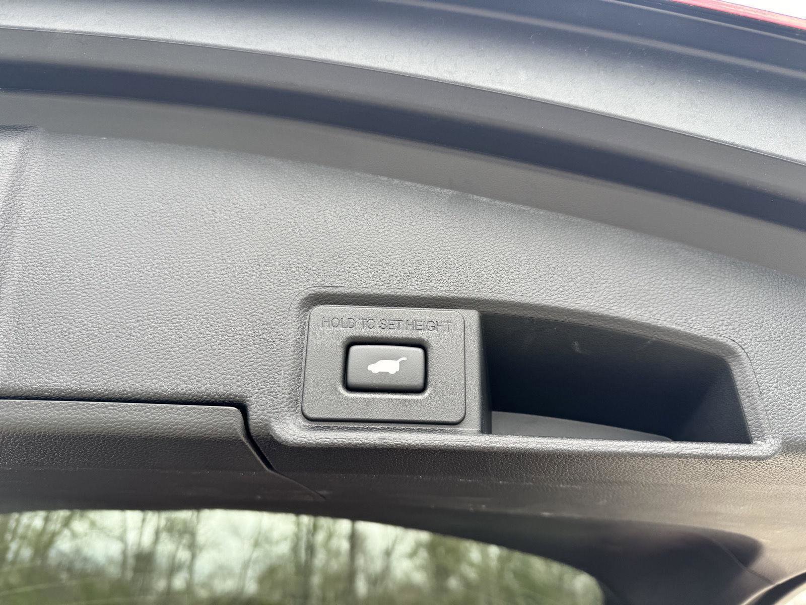 Used 2025 Acura RDX A-Spec image 25