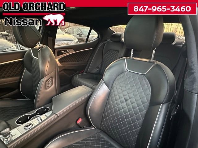 Used 2019 Genesis G70 2.0T Advanced w/ Sport Package image 14