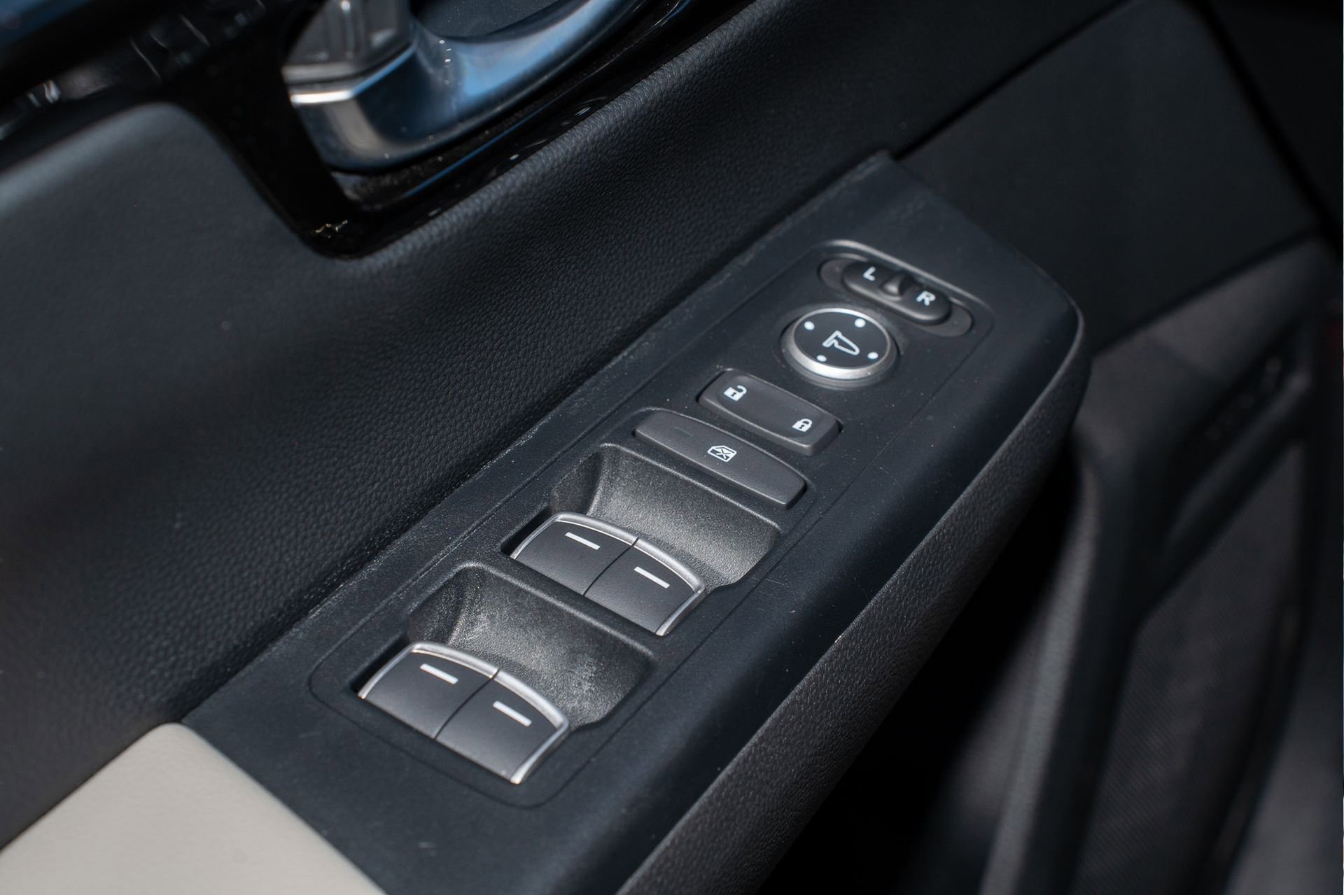 Certified 2024 Honda CR-V EX-L image 27