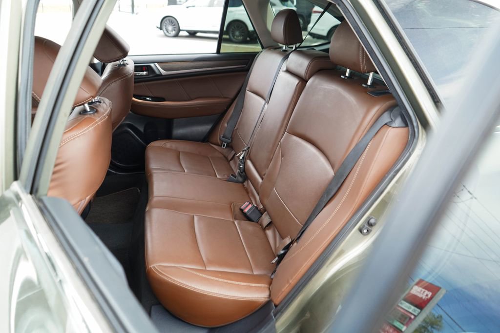 Used 2019 Subaru Outback 2.5i Touring image 30