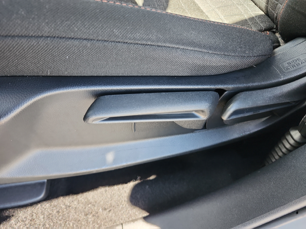 Used 2025 Honda HR-V Sport image 24