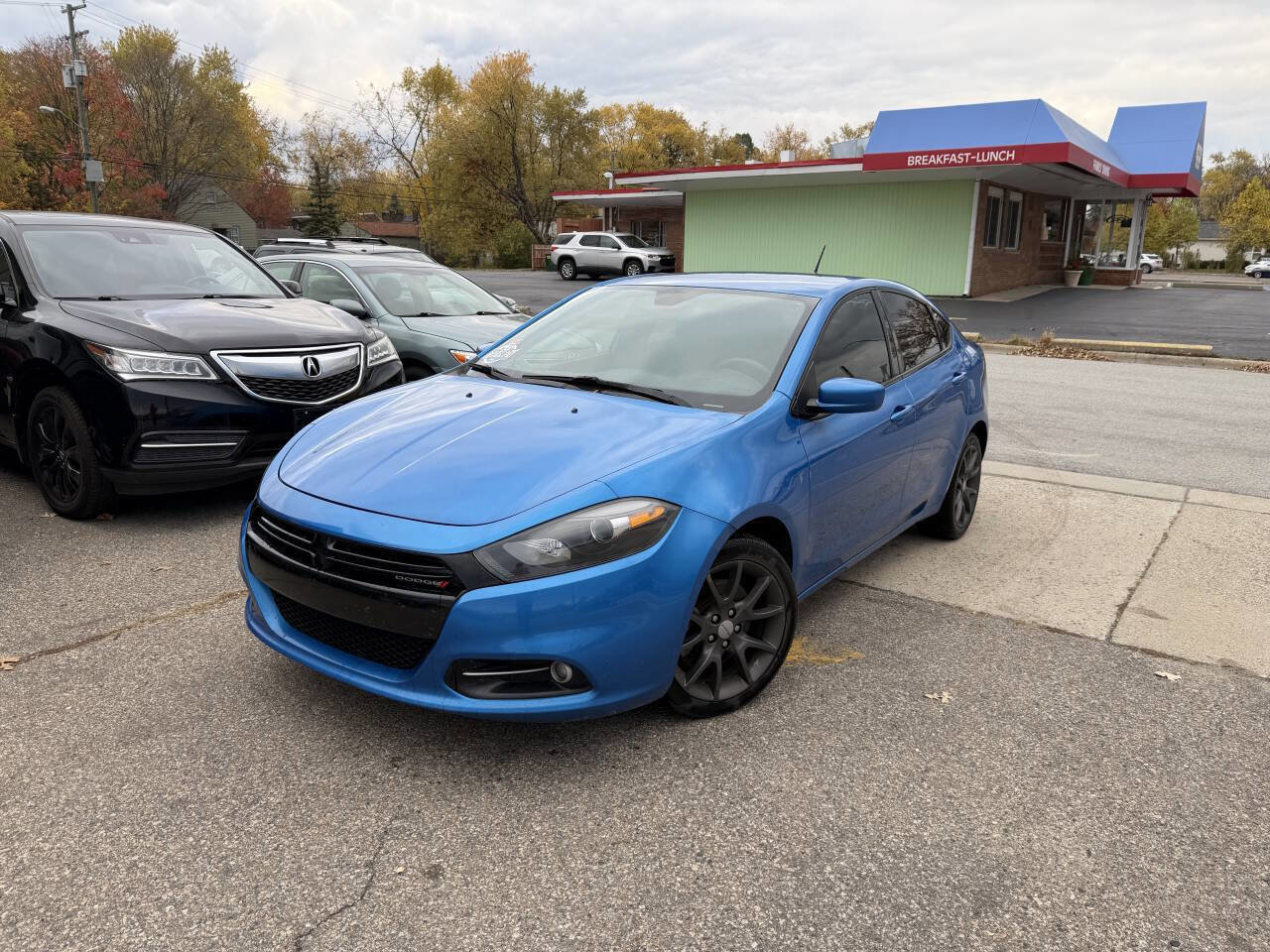 Used 2015 Dodge Dart SXT image 2