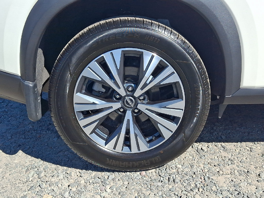 Used 2023 Nissan Rogue SV AWD/4WD image 34