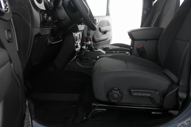 New 2026 Jeep Gladiator Sport image 14