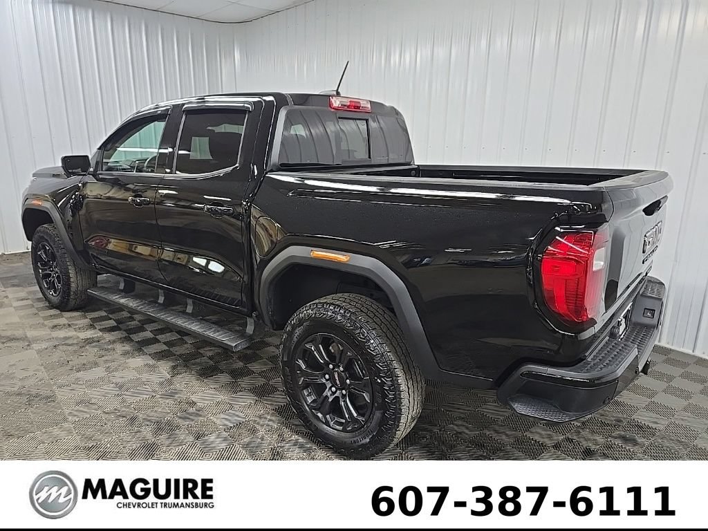 Used 2024 GMC Canyon Elevation w/ Elevation Premium Package RWD image 9