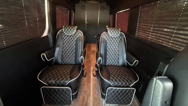 Used 2021 Mercedes-Benz Sprinter 2500 image 21