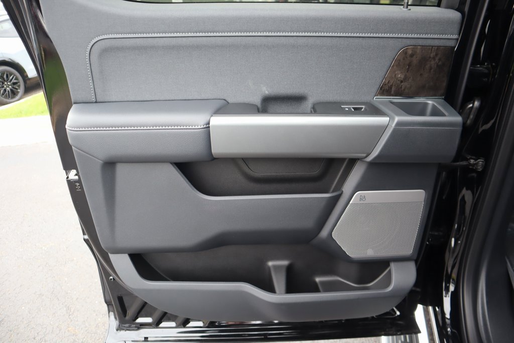 New 2026 Ford F250 Lariat w/ Chrome Package image 18