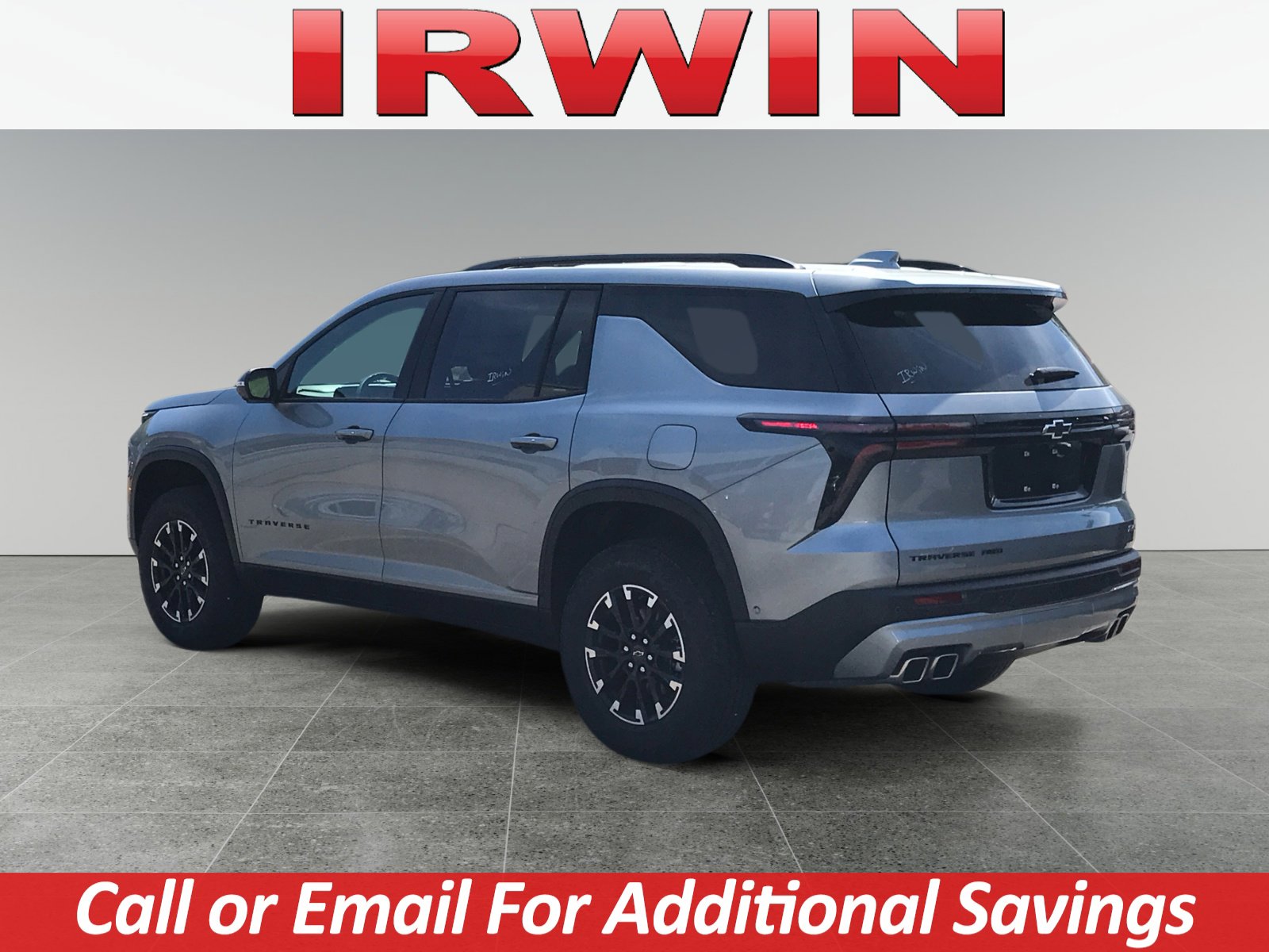 New 2025 Chevrolet Traverse Z71 w/ Enhanced Driving Package image 3