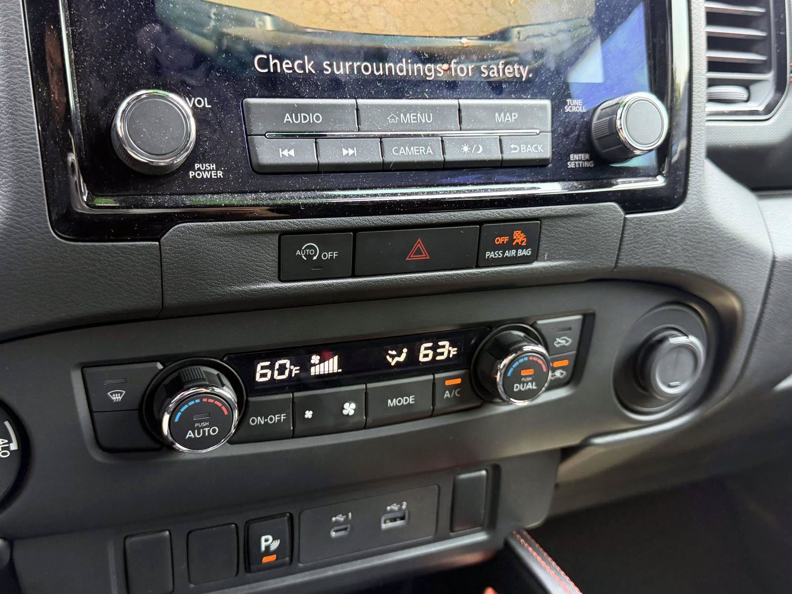 Used 2024 Nissan Frontier PRO-4X w/ Technology Package AWD/4WD image 29