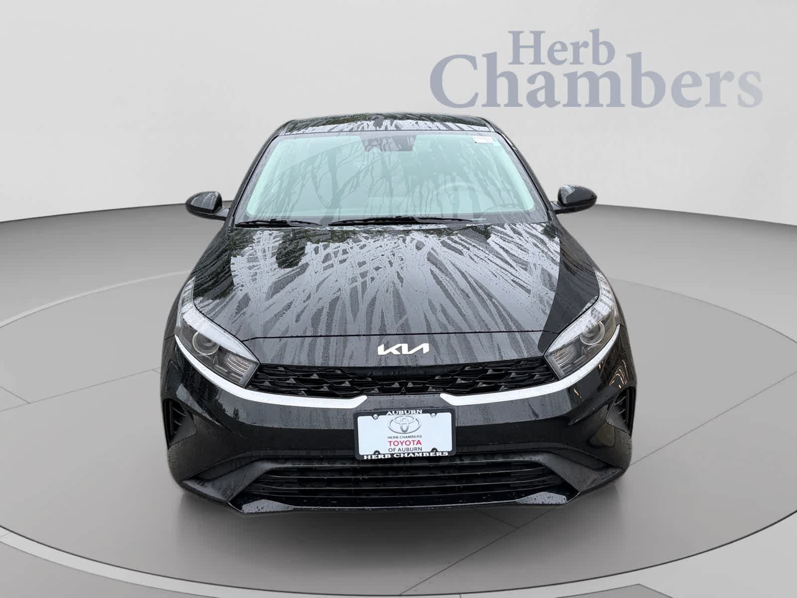 Used 2023 Kia Forte LXS FWD image 2