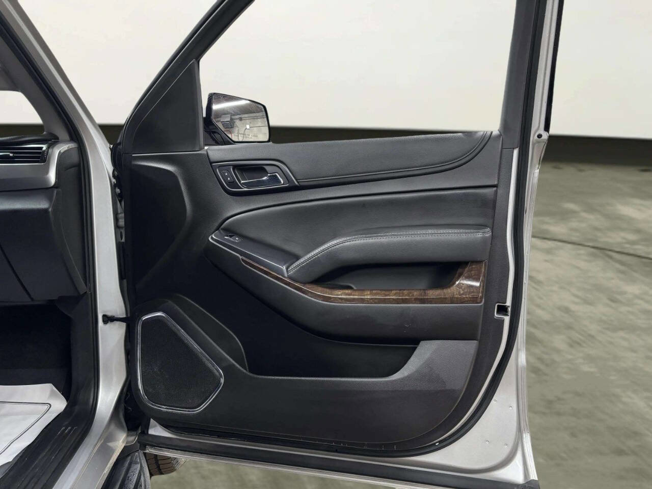 Used 2019 Chevrolet Tahoe LS w/ Max Trailering Package image 17