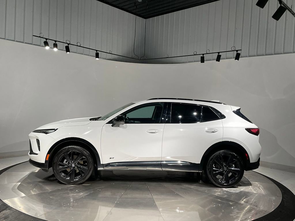 Used 2025 Buick Envision Sport Touring image 14