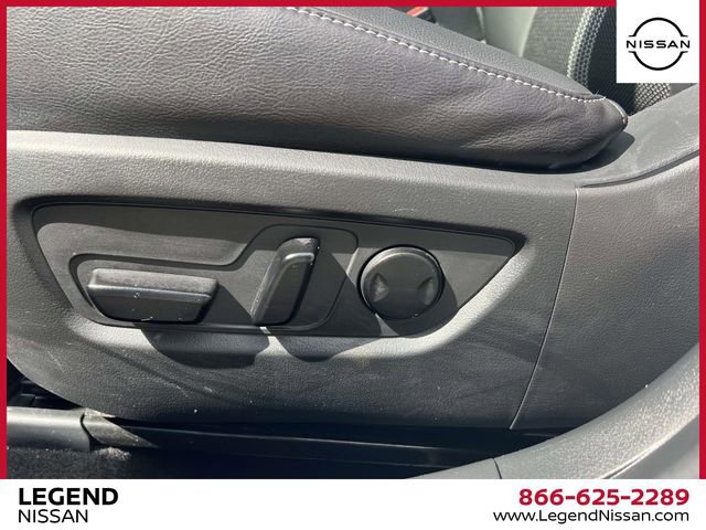 Used 2025 MAZDA CX-50 AWD 2.5 S w/ Premium Package image 19
