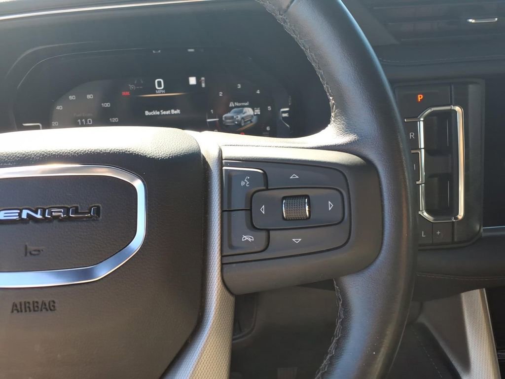 Used 2022 GMC Yukon XL Denali AWD/4WD image 22