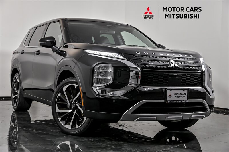 Used 2022 Mitsubishi Outlander SE